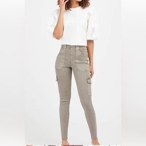 SPANX Stretch Twill Ankle Cargo Pants Gray Large Petite